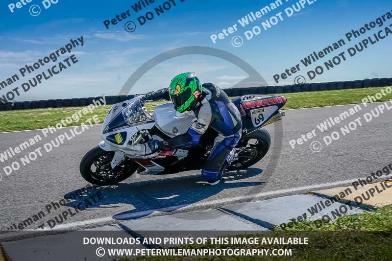 anglesey no limits trackday;anglesey photographs;anglesey trackday photographs;enduro digital images;event digital images;eventdigitalimages;no limits trackdays;peter wileman photography;racing digital images;trac mon;trackday digital images;trackday photos;ty croes